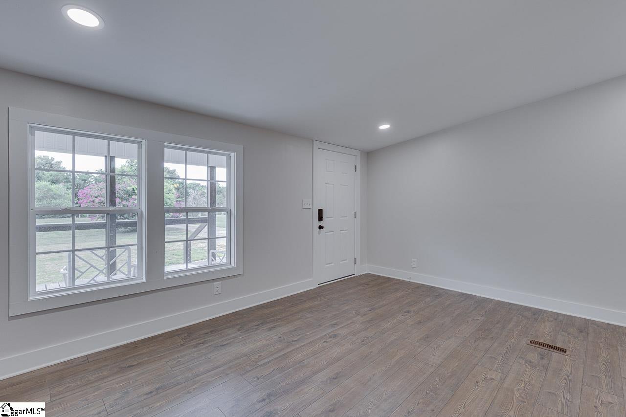 1633 Anderson Ridge Road Simpsonville, SC 29681 - Photo 18 of 44