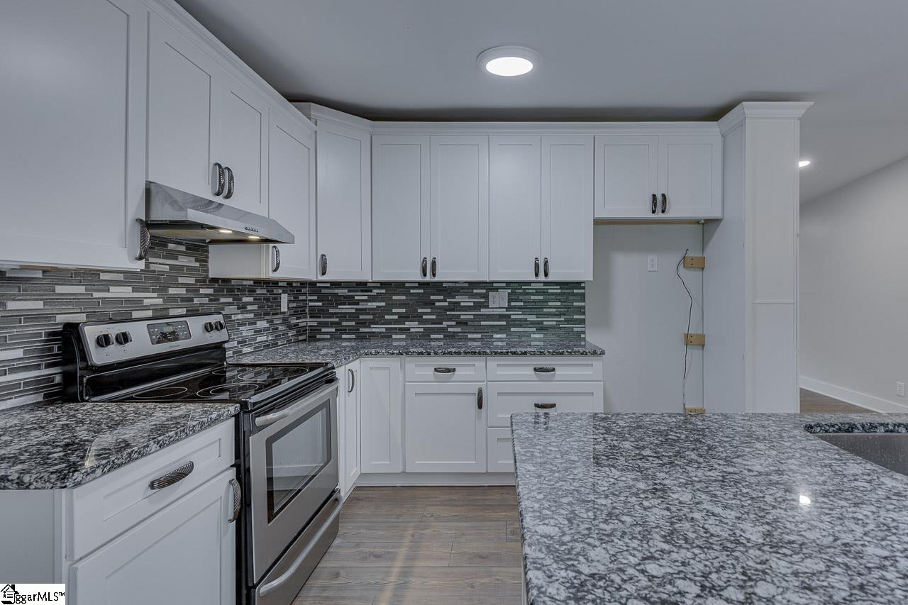 1633 Anderson Ridge Road Simpsonville, SC 29681 - Photo 6 of 44