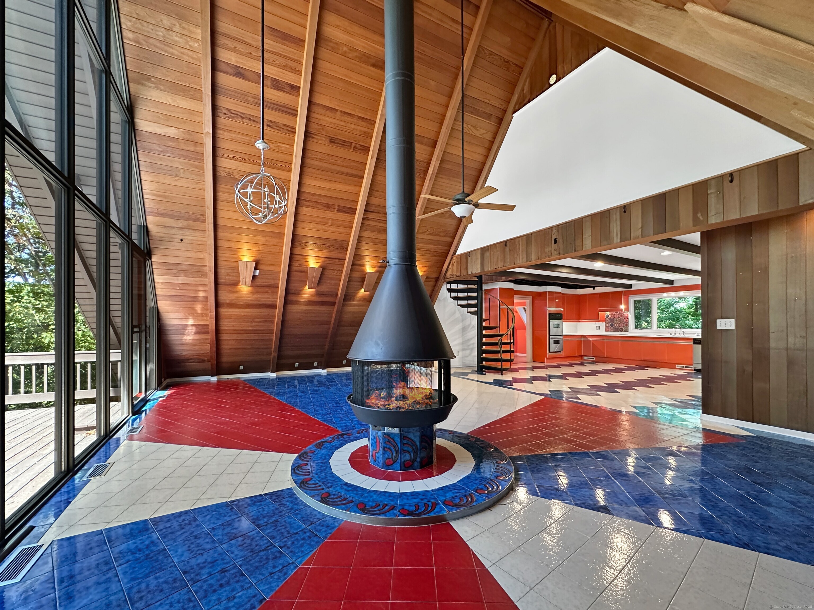 301 Bell Street Middletown, CT 06457 - Photo 18 of 40 a room with musical instruments