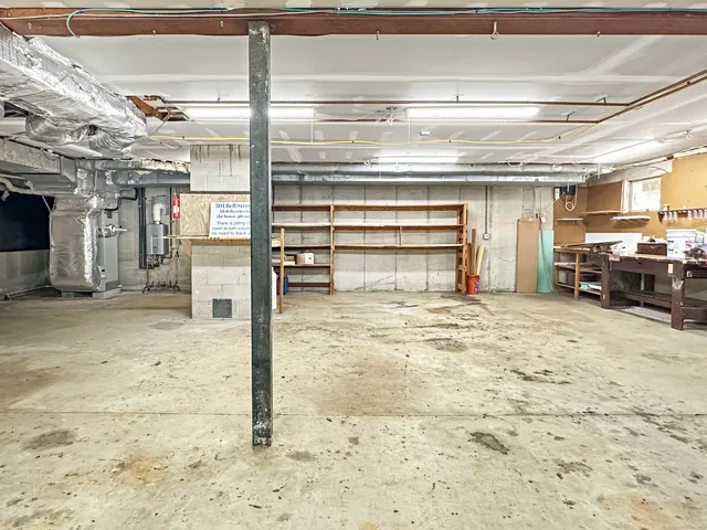 a view of a storage & utility room