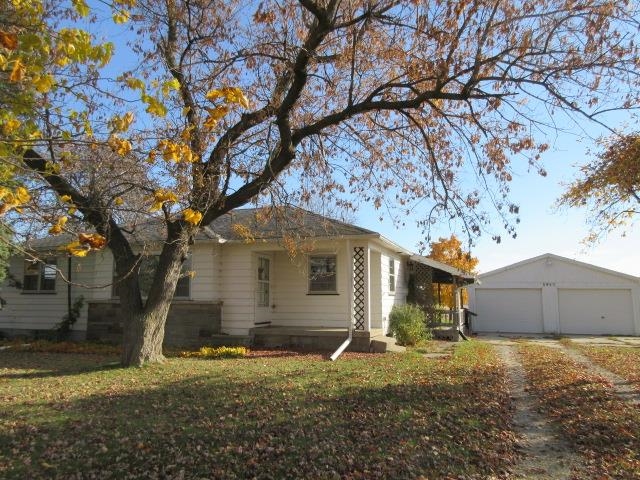 5950 North Mackinaw Road Pinconning, MI 48650 - Photo 1 of 29