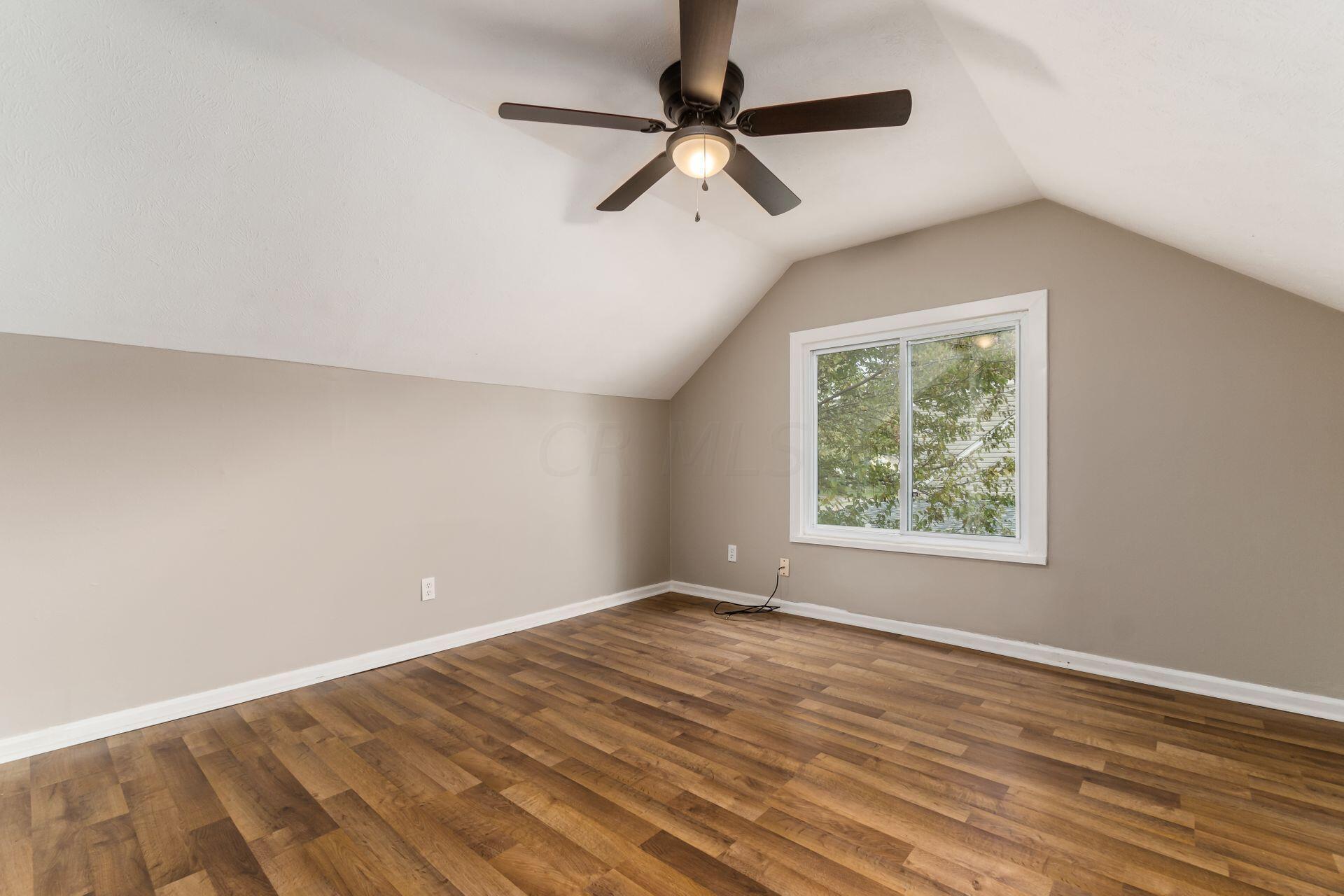 958 Antwerp Road Columbus, OH 43213 - Photo 24 of 33
