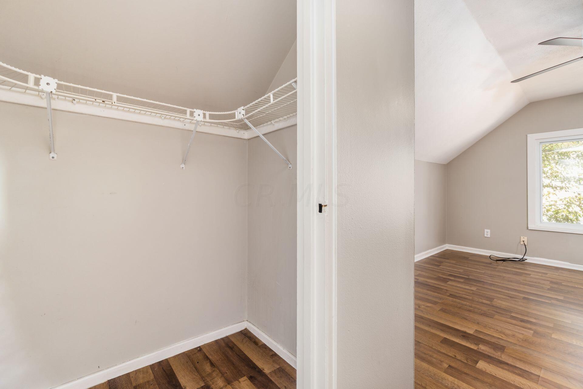 958 Antwerp Road Columbus, OH 43213 - Photo 25 of 33