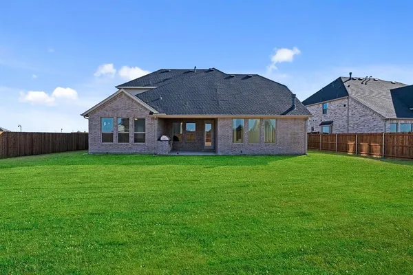 $680,285 | 229 Pine Leaf Trail, Waxahachie, TX 75165