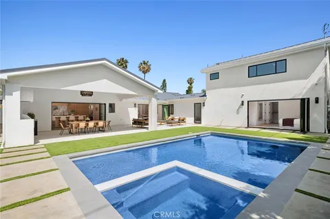 $5,285,000 | 2501 Via Marina, Newport Beach, CA 92660
