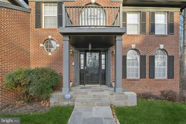 $587,000 | 8826 Creekway Drive, Clinton, MD 20735