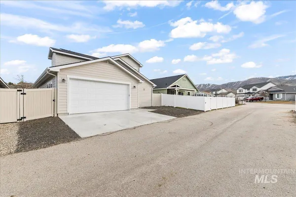 $365,000 | 149 Timberwood Drive, Horseshoe Bend, ID 83629