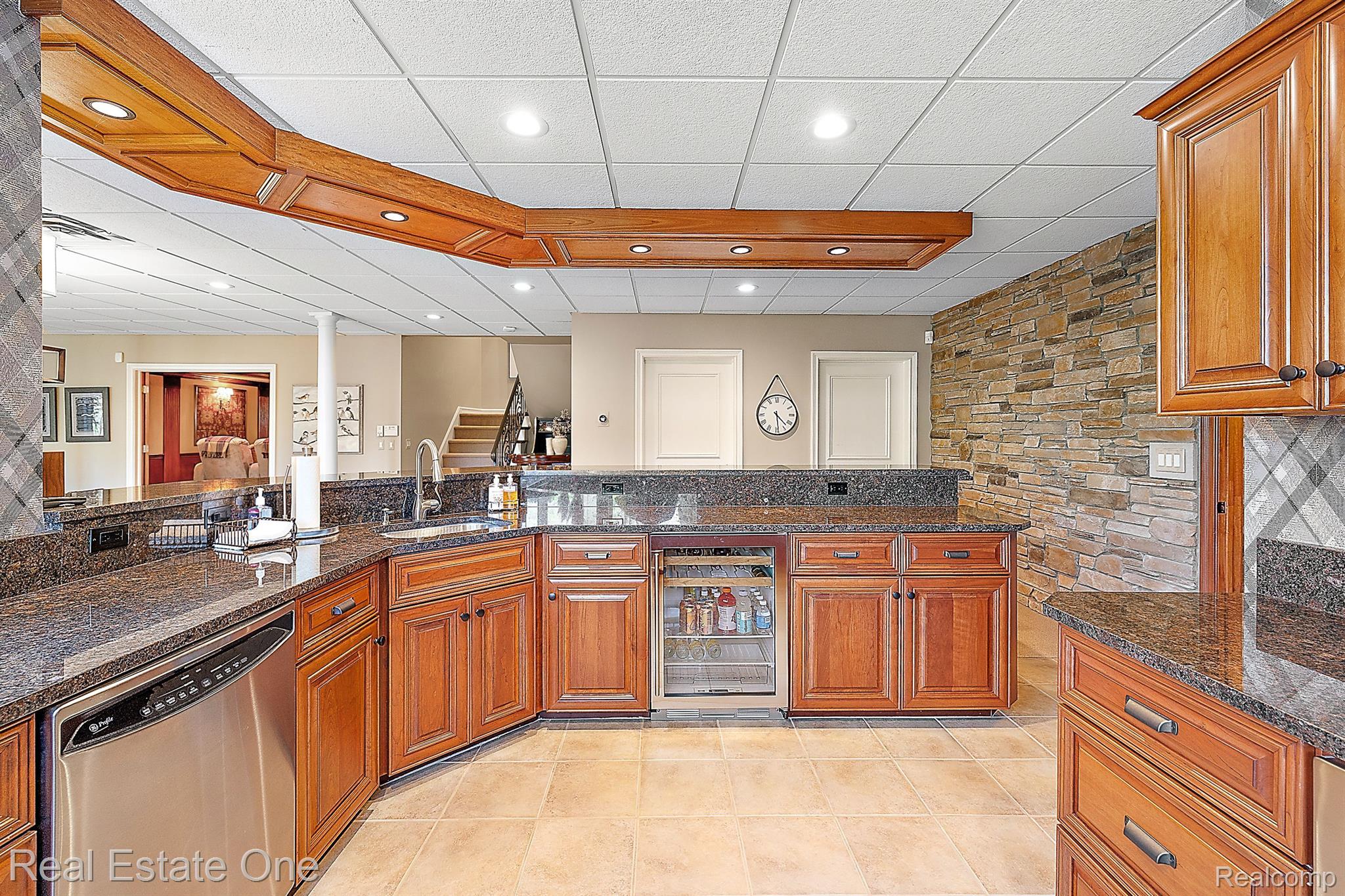 3636 Thatcher Court Rochester, MI 48309 - Photo 74 of 98 Gallery Image 74