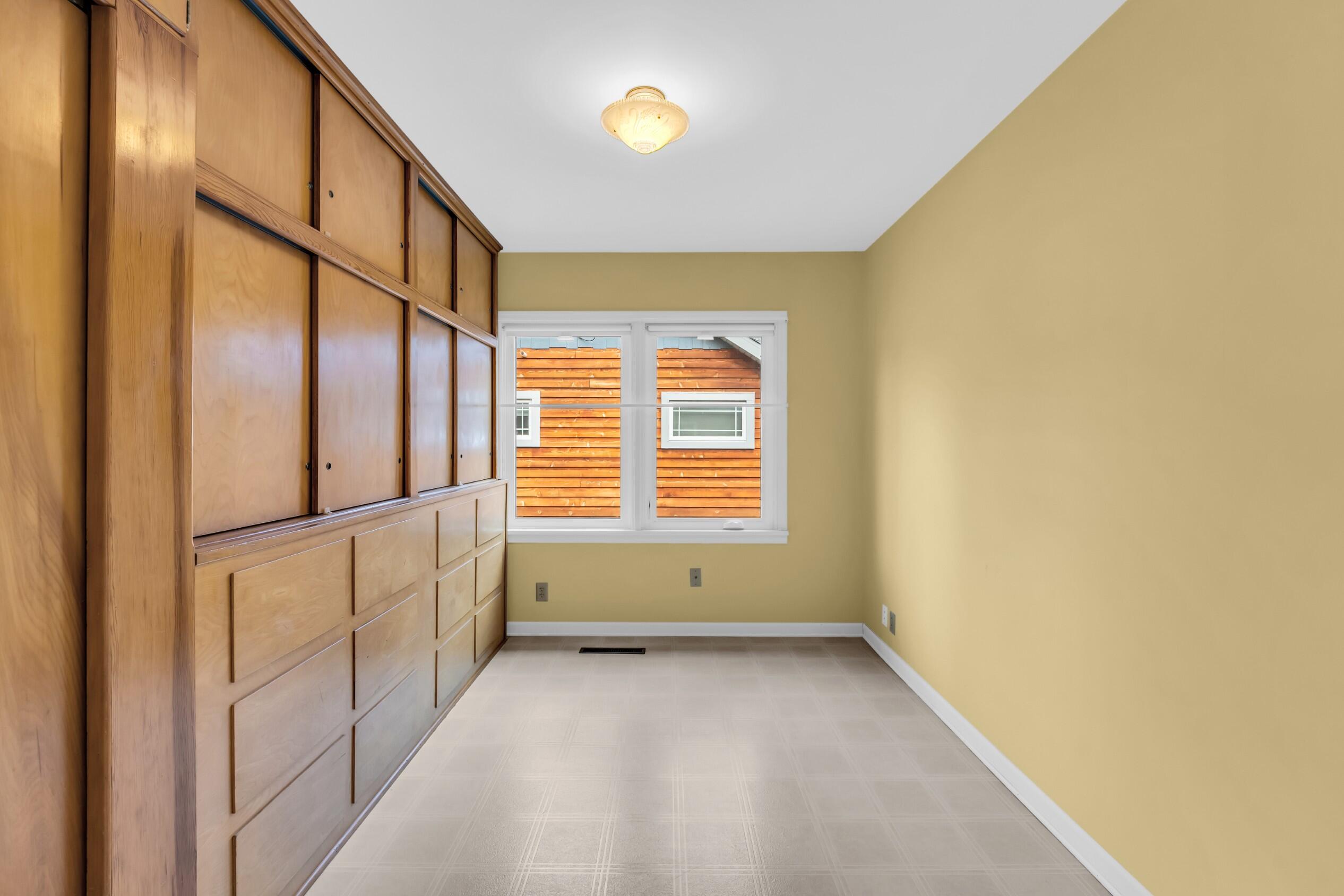 N6236 West Lake Shore Drive Spring Prairie, WI 53105 - Photo 18 of 69 Photo (18)