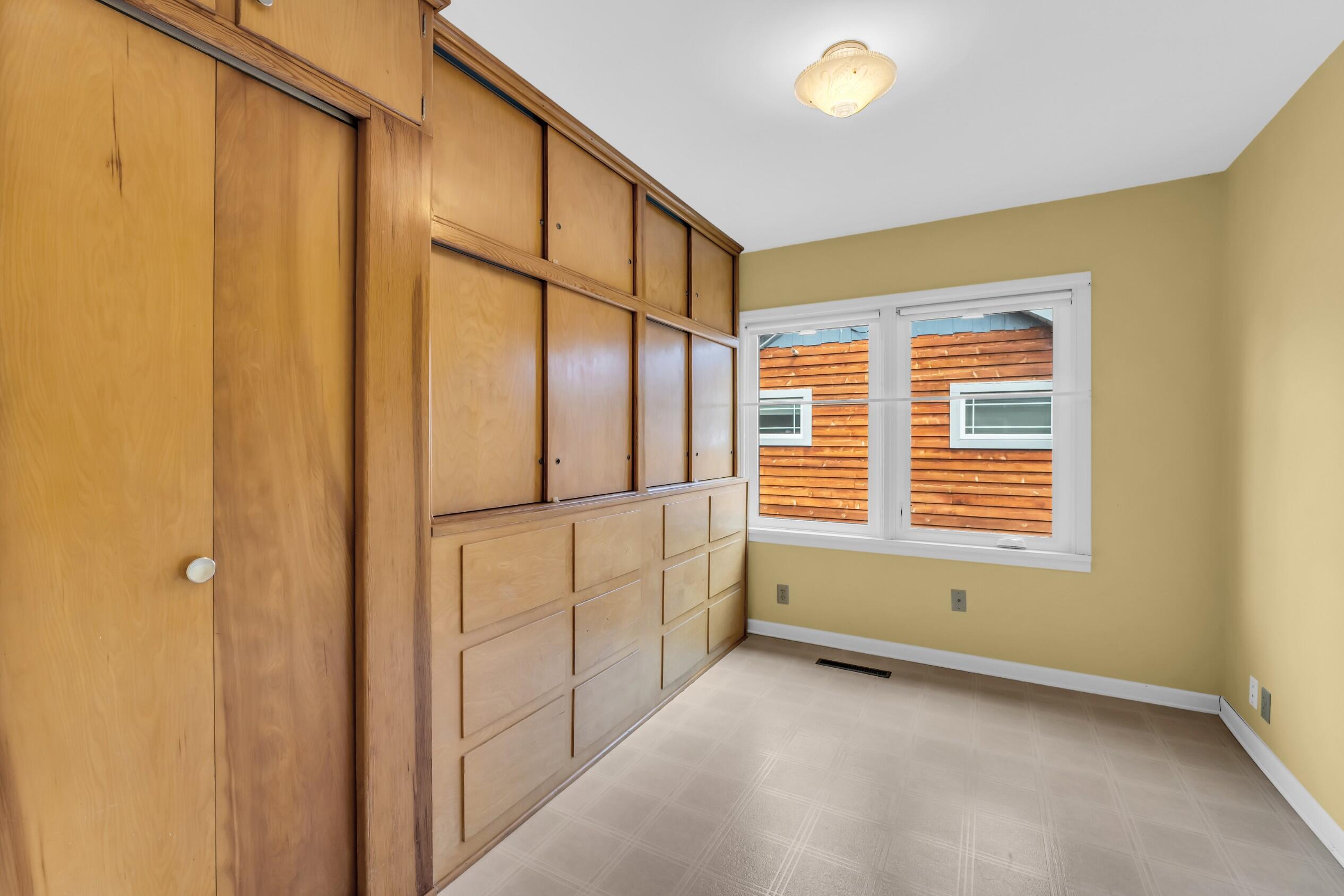 N6236 West Lake Shore Drive Spring Prairie, WI 53105 - Photo 19 of 69 Photo (19)