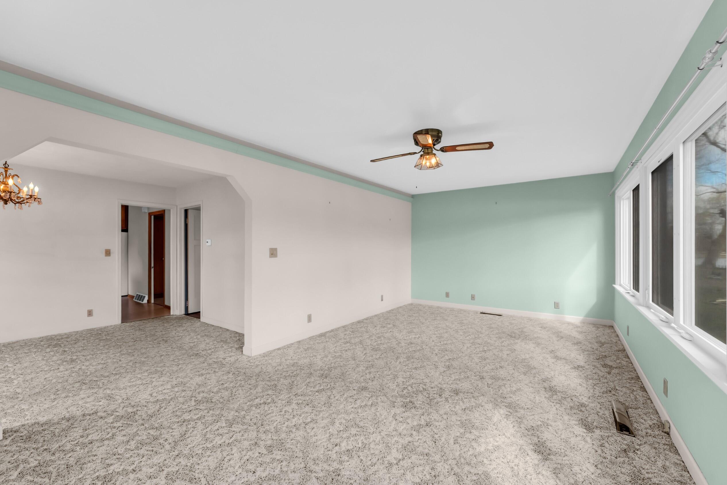 N6236 West Lake Shore Drive Spring Prairie, WI 53105 - Photo 32 of 69 Photo (32)