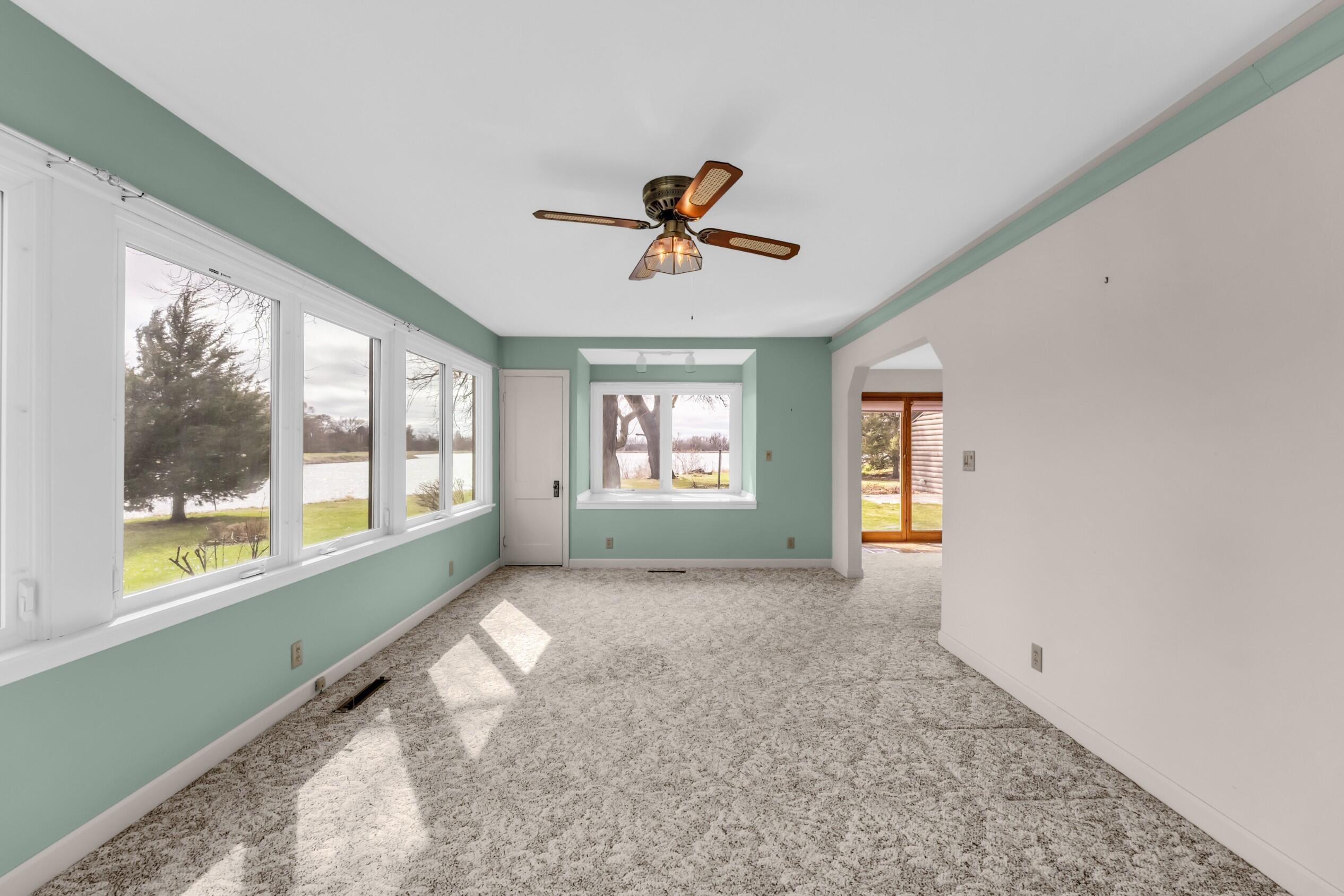 N6236 West Lake Shore Drive Spring Prairie, WI 53105 - Photo 34 of 69 Photo (34)