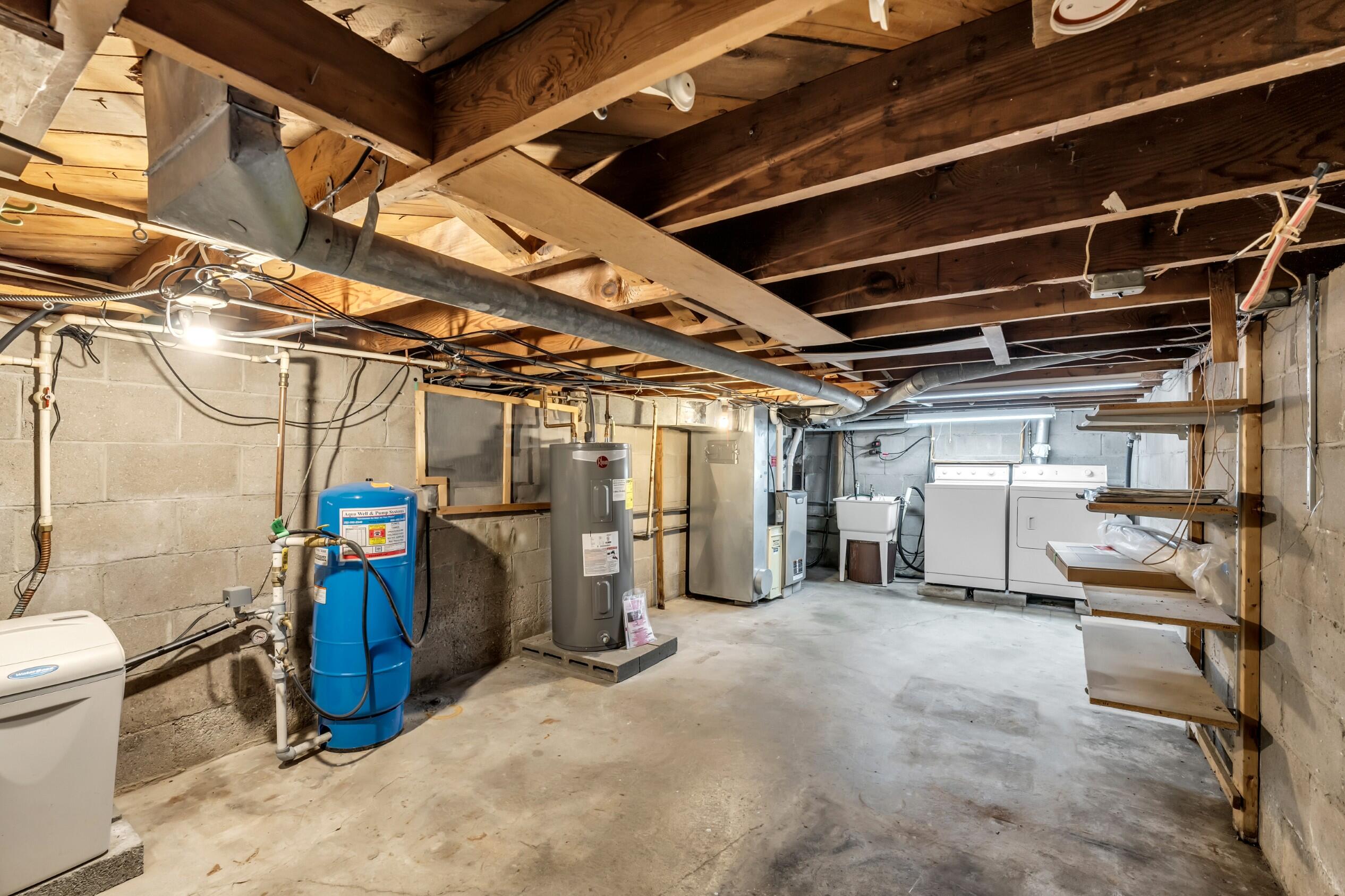 N6236 West Lake Shore Drive Spring Prairie, WI 53105 - Photo 35 of 69 Photo (35)