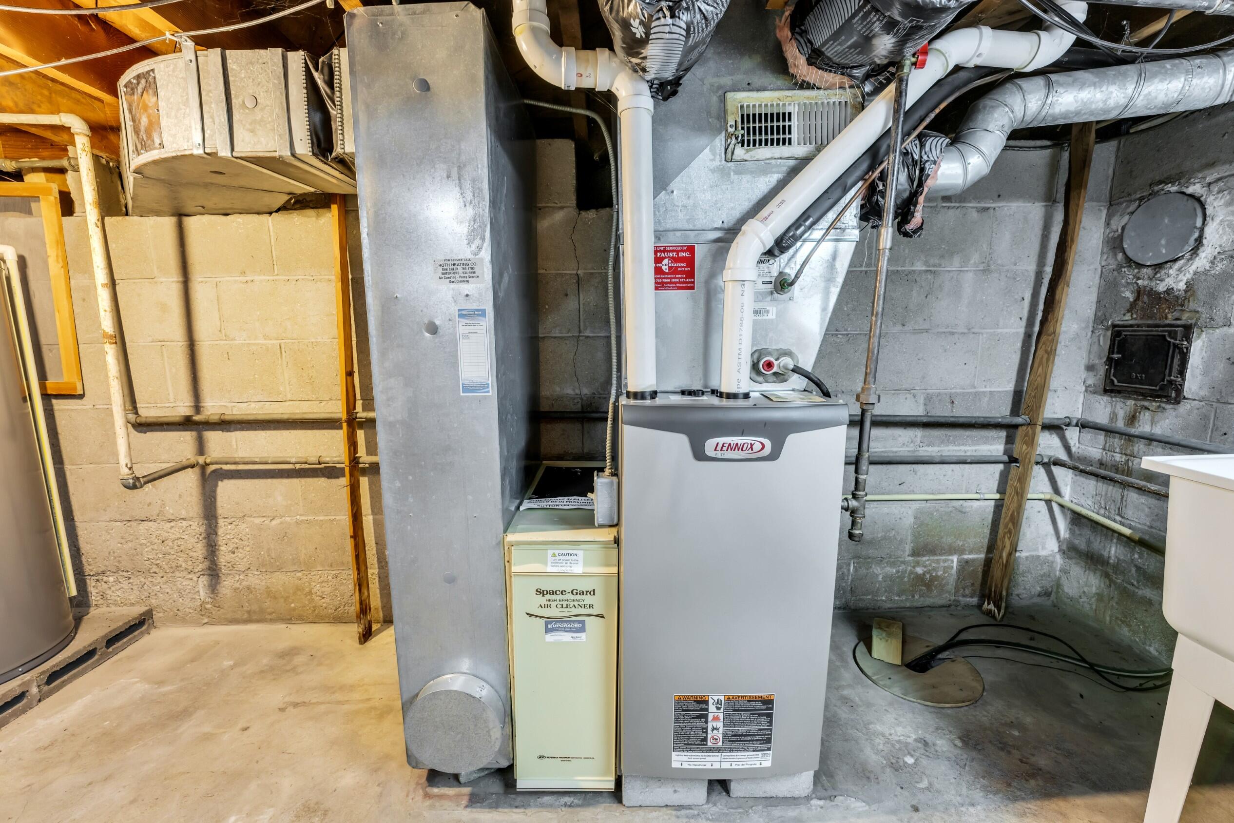 N6236 West Lake Shore Drive Spring Prairie, WI 53105 - Photo 38 of 69 Photo (38)