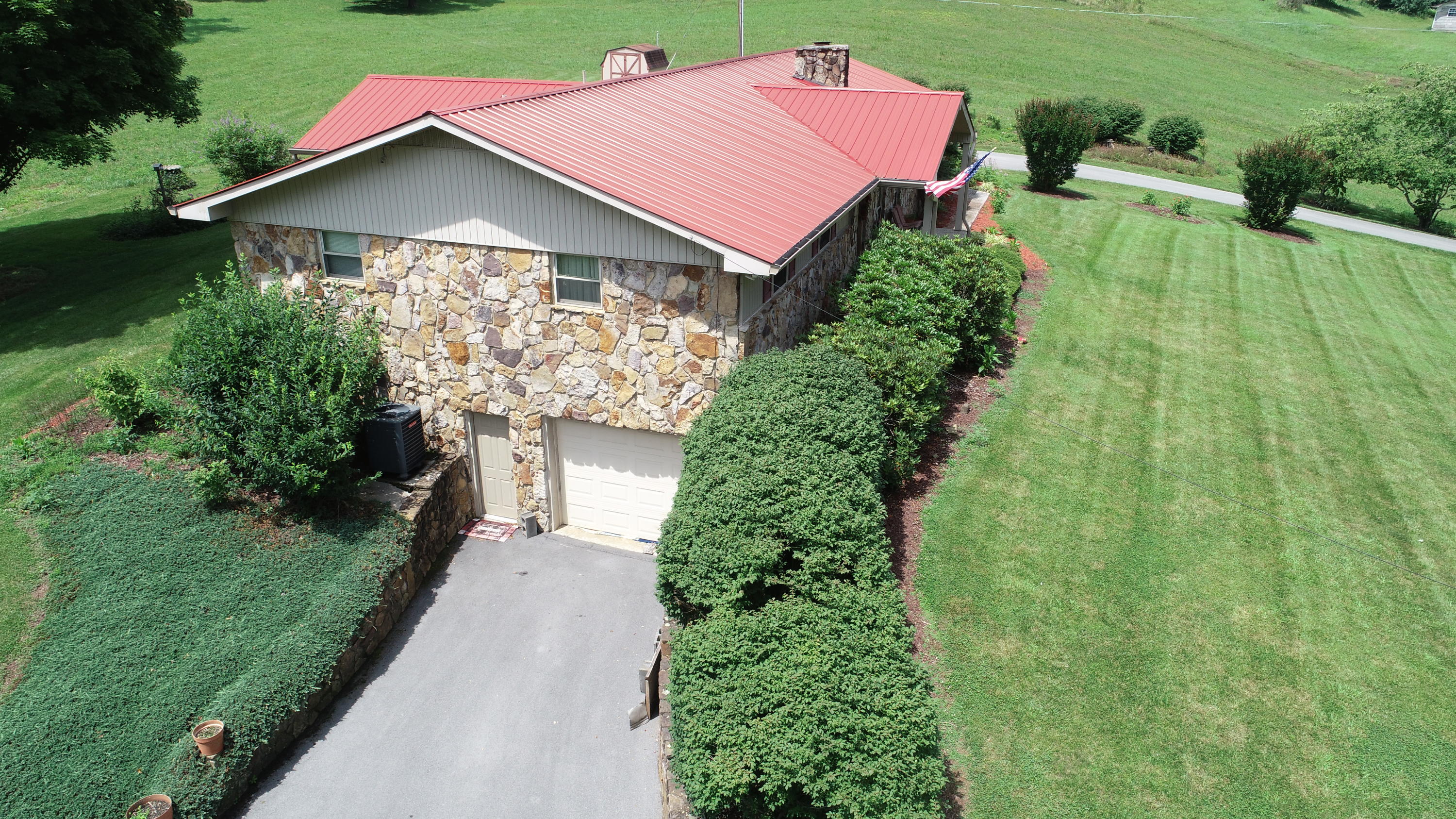 931 Essary Road Tazewell, TN 37879 - Photo 3 of 19 DJI_0027