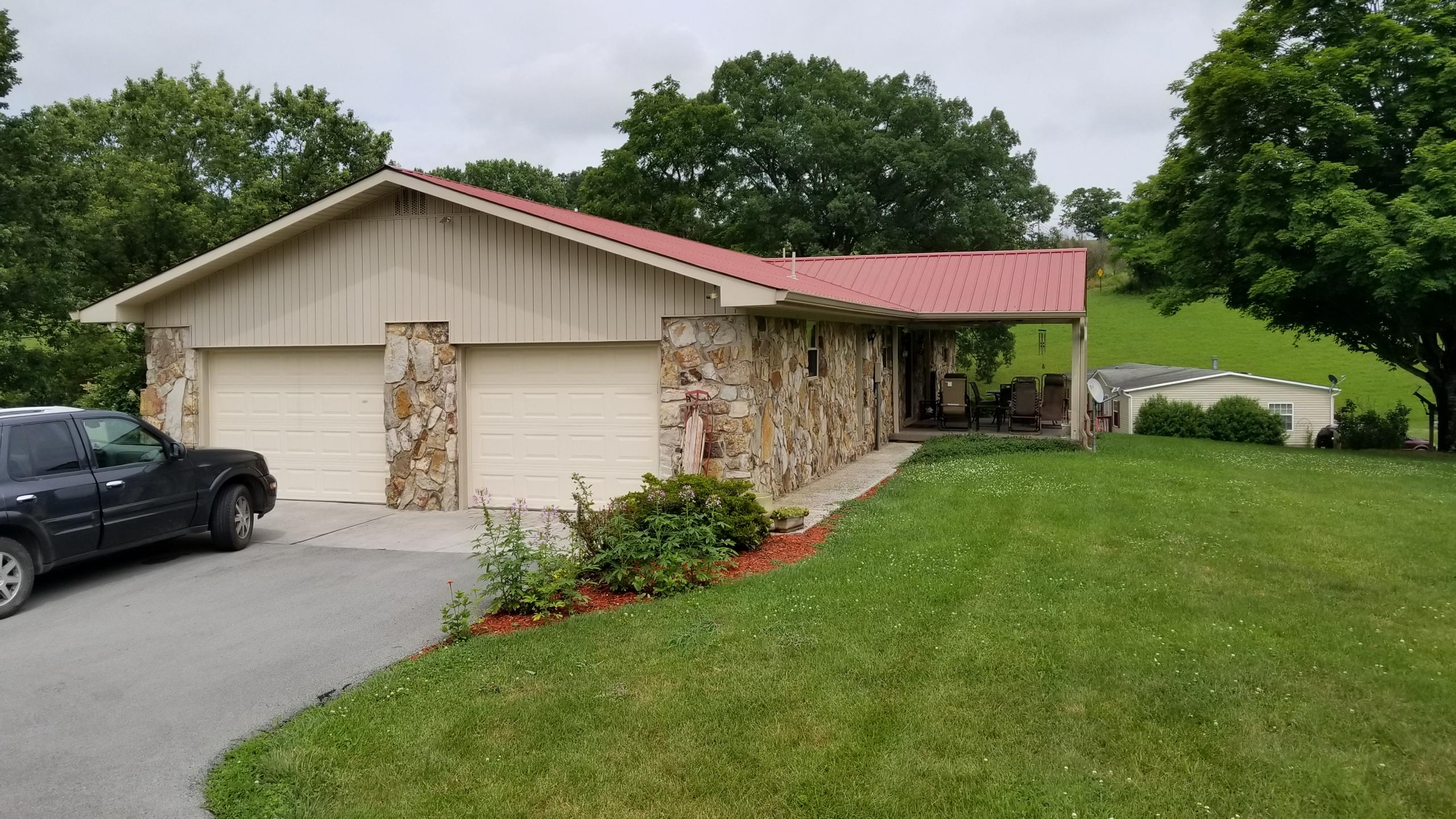 931 Essary Road Tazewell, TN 37879 - Photo 4 of 19 20180628_153435