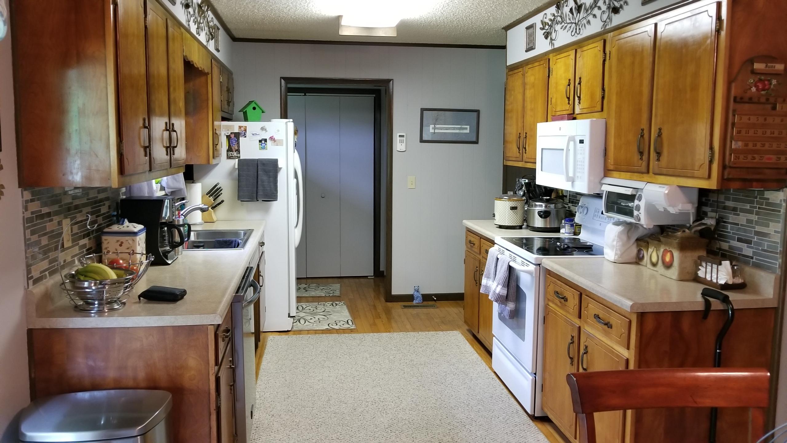 931 Essary Road Tazewell, TN 37879 - Photo 5 of 19 Kitchen
