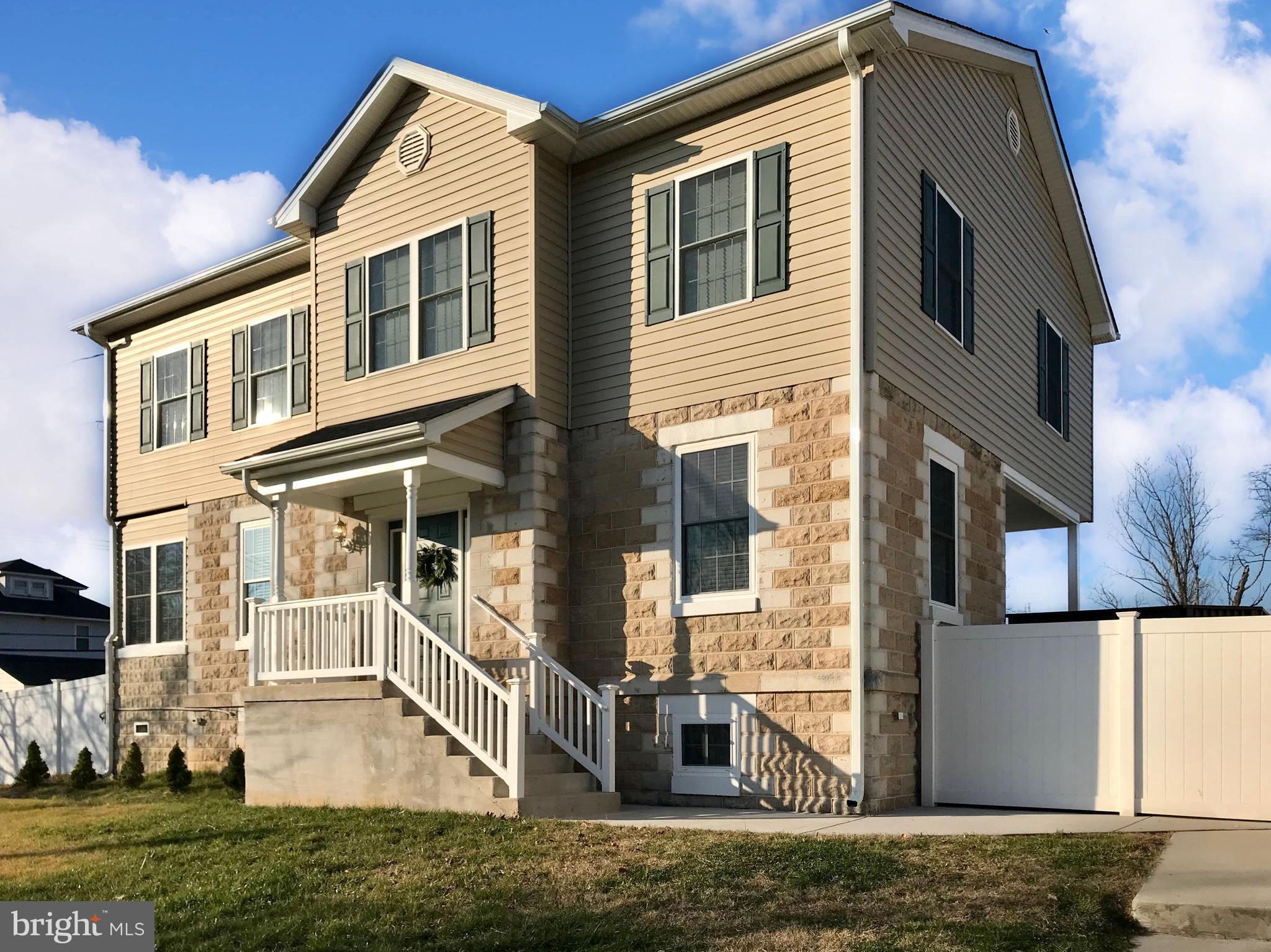 509 Middle River Road Baltimore, MD 21220 - Photo 2 of 37 MODERN-STYLED HOME w/9+ FT CEILINGS, SUNRM, DECK!