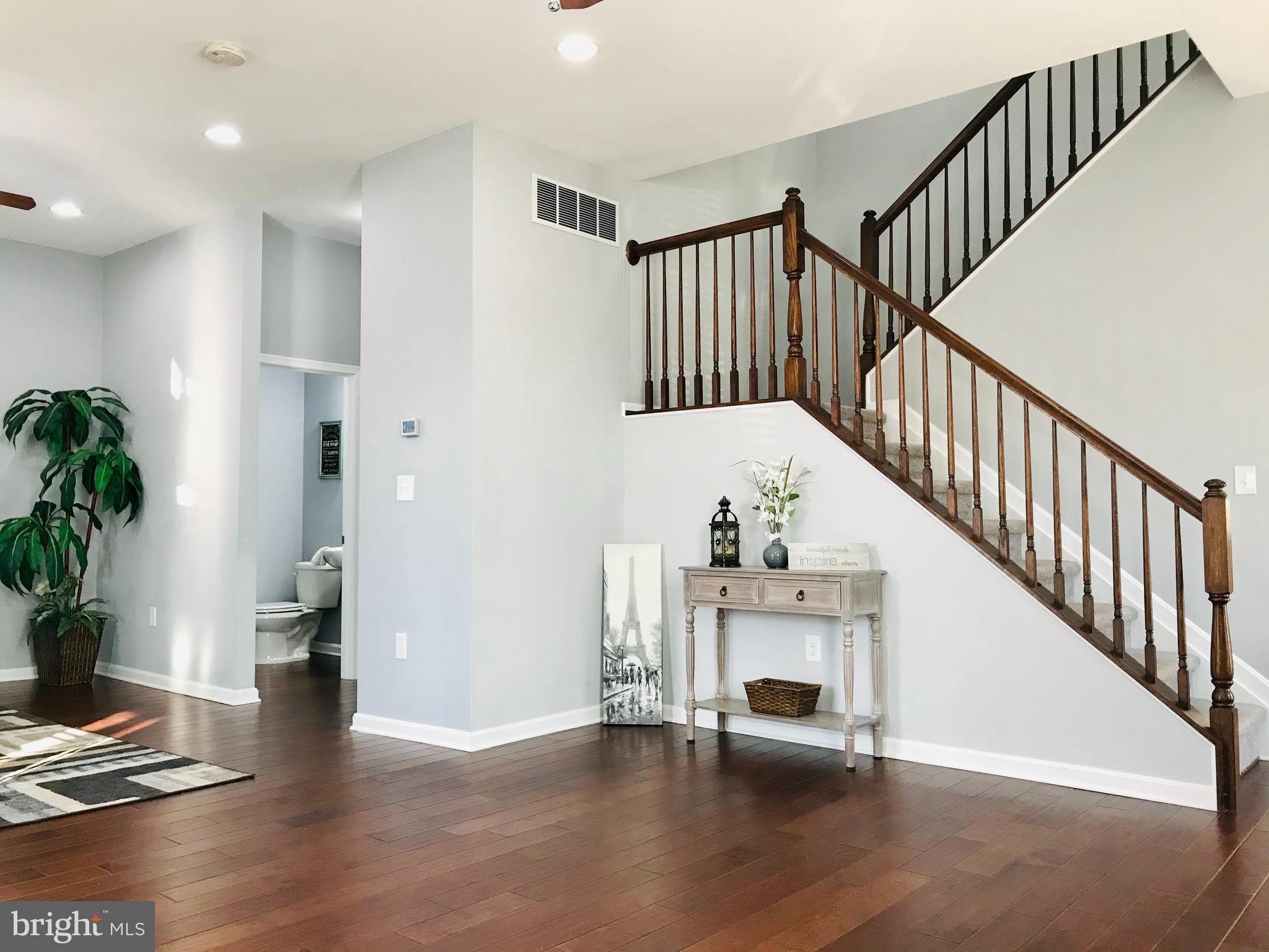 509 Middle River Road Baltimore, MD 21220 - Photo 15 of 37 LIVING ROOM