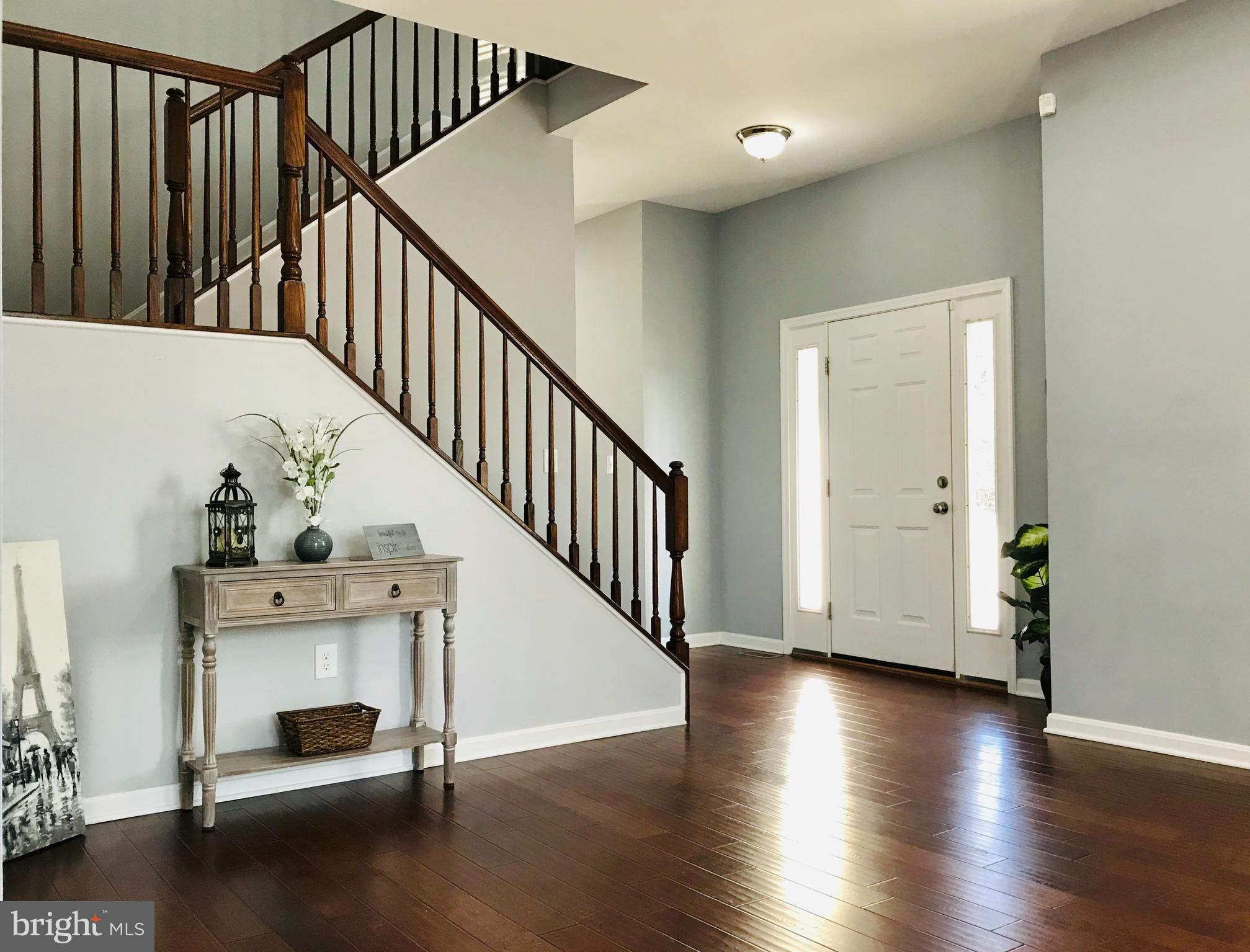509 Middle River Road Baltimore, MD 21220 - Photo 4 of 37 BRIGHT SPACIOUS FOYER w/ENGINEERED HARDWOODS