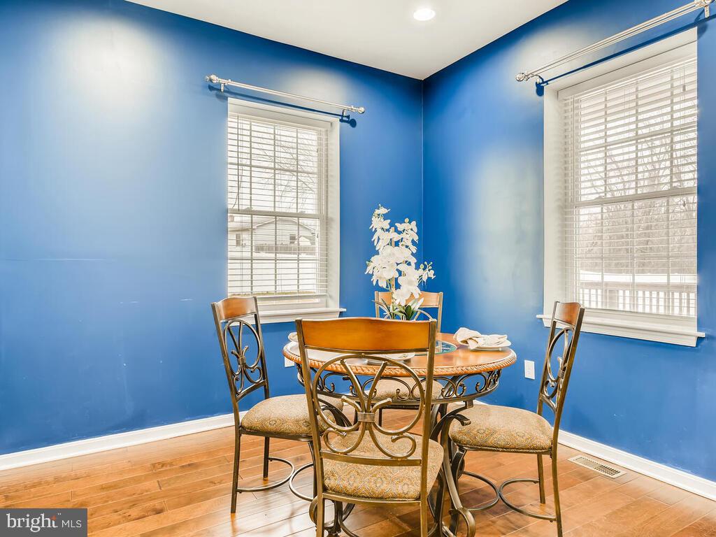 509 Middle River Road Baltimore, MD 21220 - Photo 9 of 37 DINING ROOM
