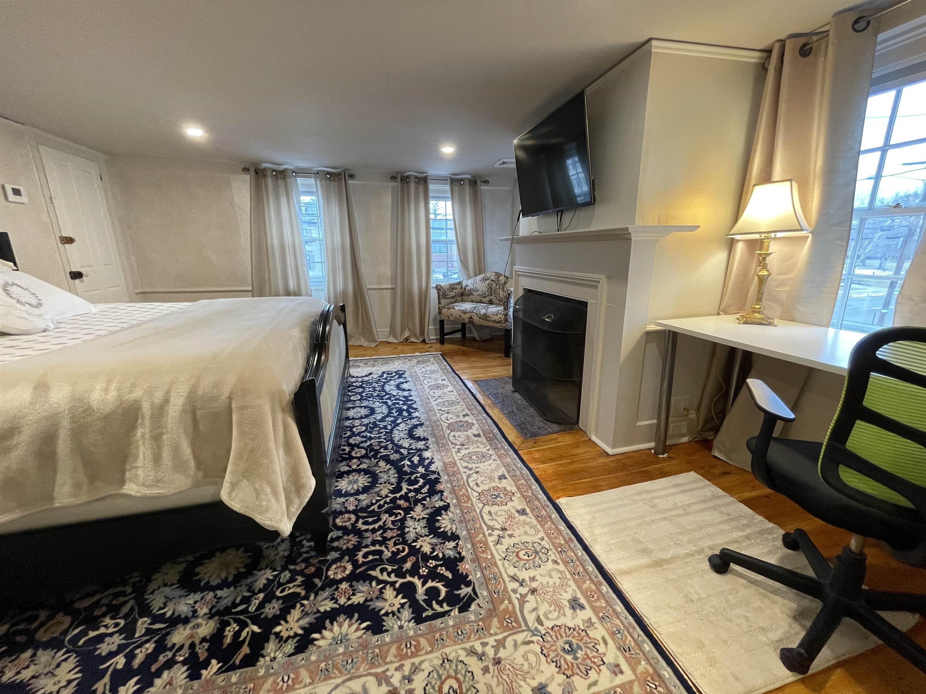 70 Front Street Exeter, NH 03833 - Photo 3 of 9