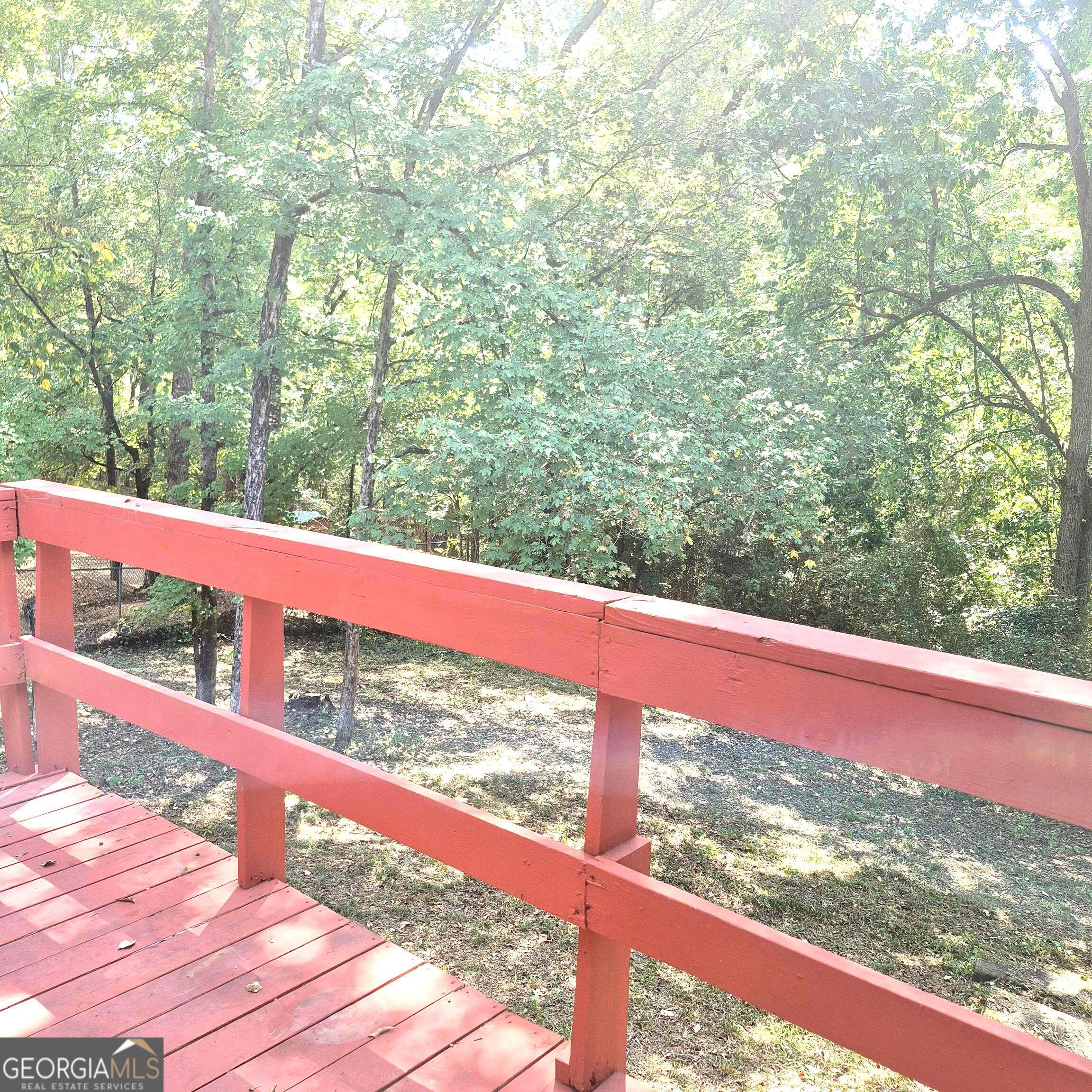 195 Springdale Court Macon, GA 31210 - Photo 3 of 14