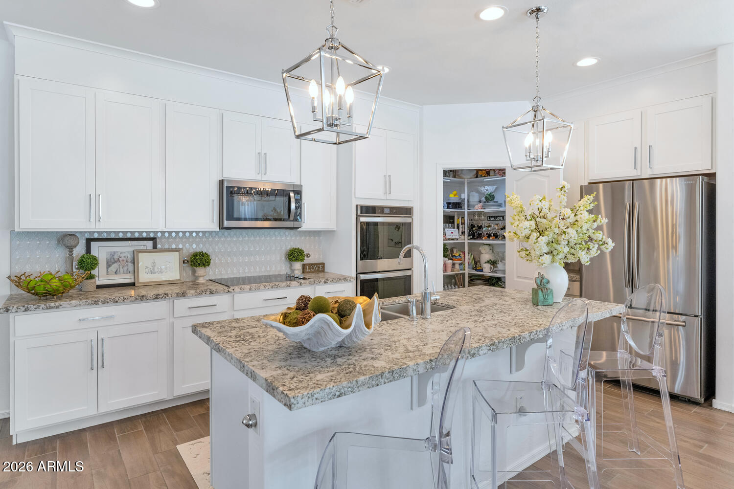 4038 West Coles Road Laveen, AZ 85339 - Photo 4 of 20 Cozy Island Seating