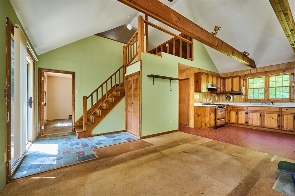 66 Reil Lane Colrain, MA 01340 - Photo 6 of 37