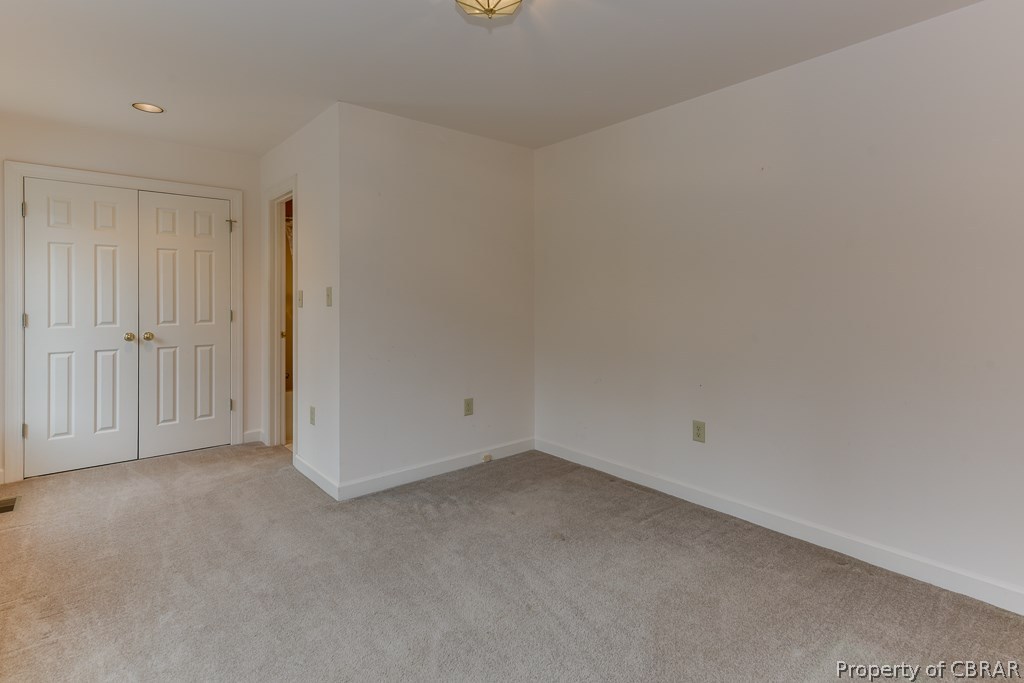 86 Moores Pointe Road Deltaville, VA 23043 - Photo 17 of 20 Gallery Image 17