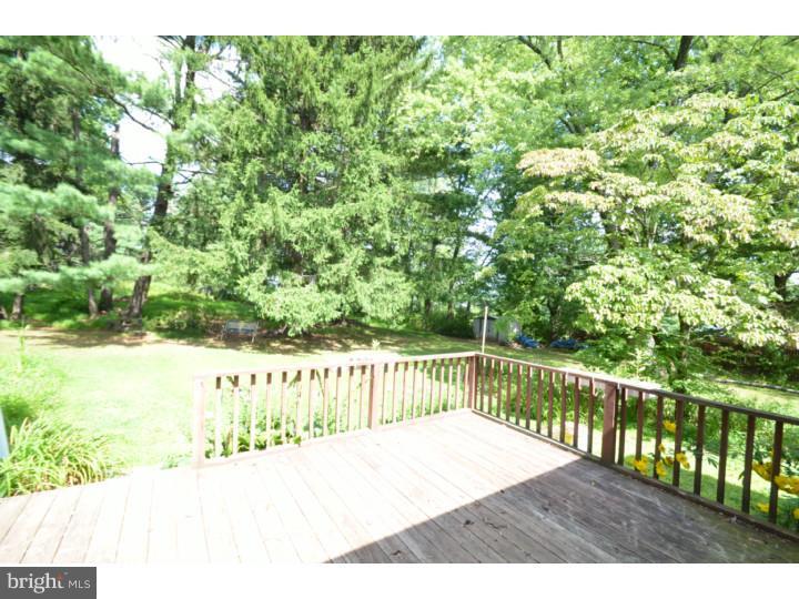 2141 Longview Road Warrington, PA 18976 - Photo 3 of 23 Deck
