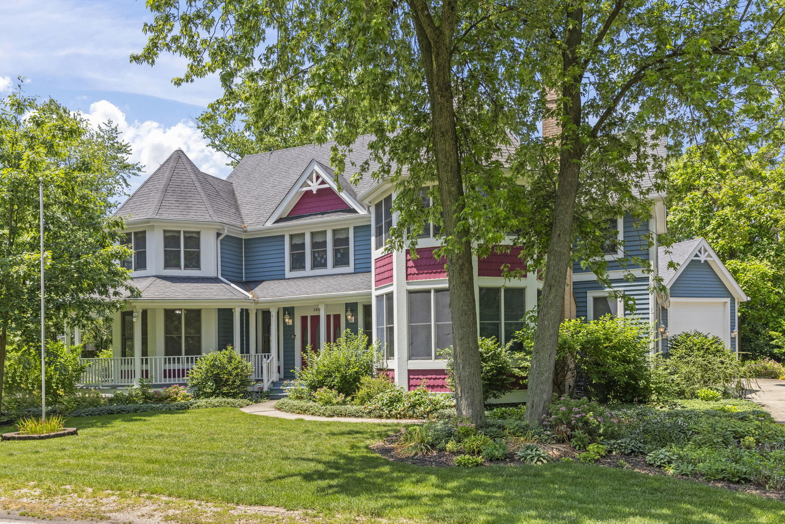 18040 Perth Avenue Homewood, IL 60430 - Photo 2 of 44 a front view of a house with a yard