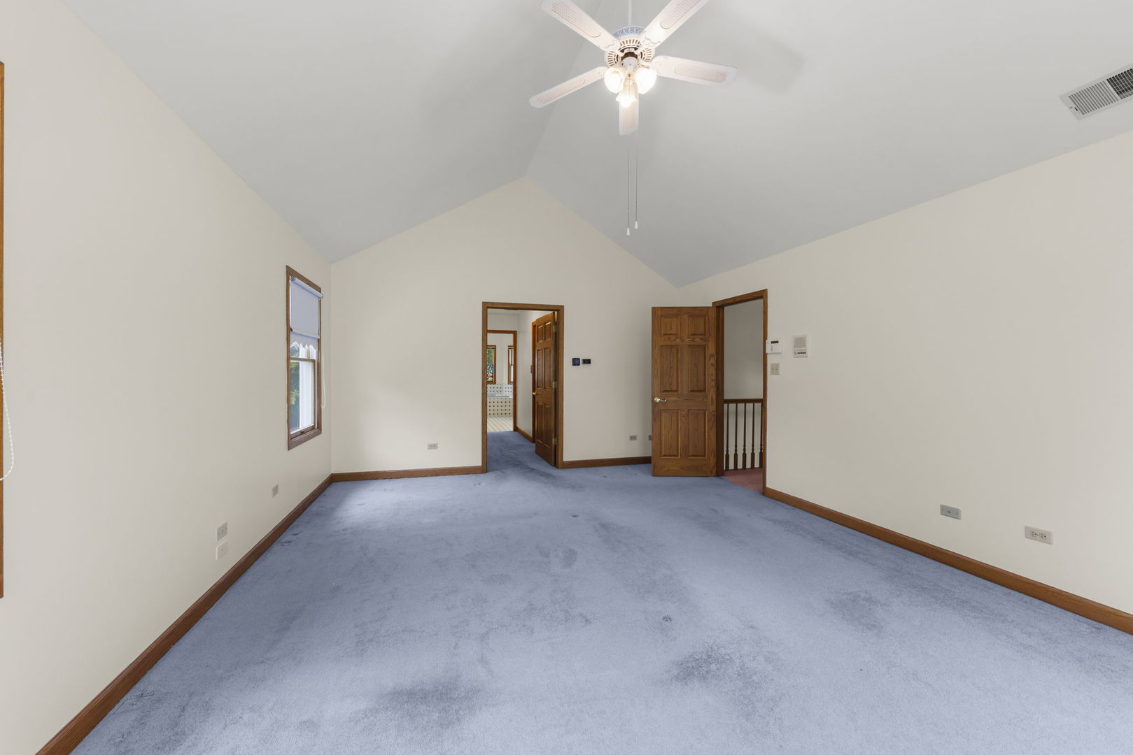 18040 Perth Avenue Homewood, IL 60430 - Photo 24 of 44 an empty room with closet and windows