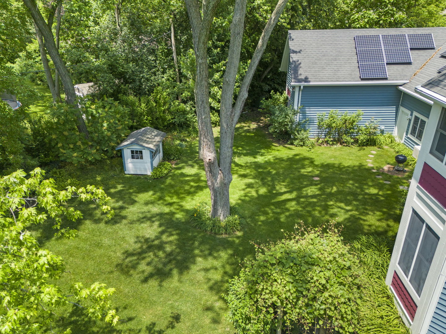 18040 Perth Avenue Homewood, IL 60430 - Photo 39 of 44 a view of a house with a backyard