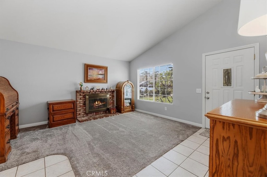 10283 Rouselle Drive Jurupa Valley, CA 91752 - Photo 8 of 35