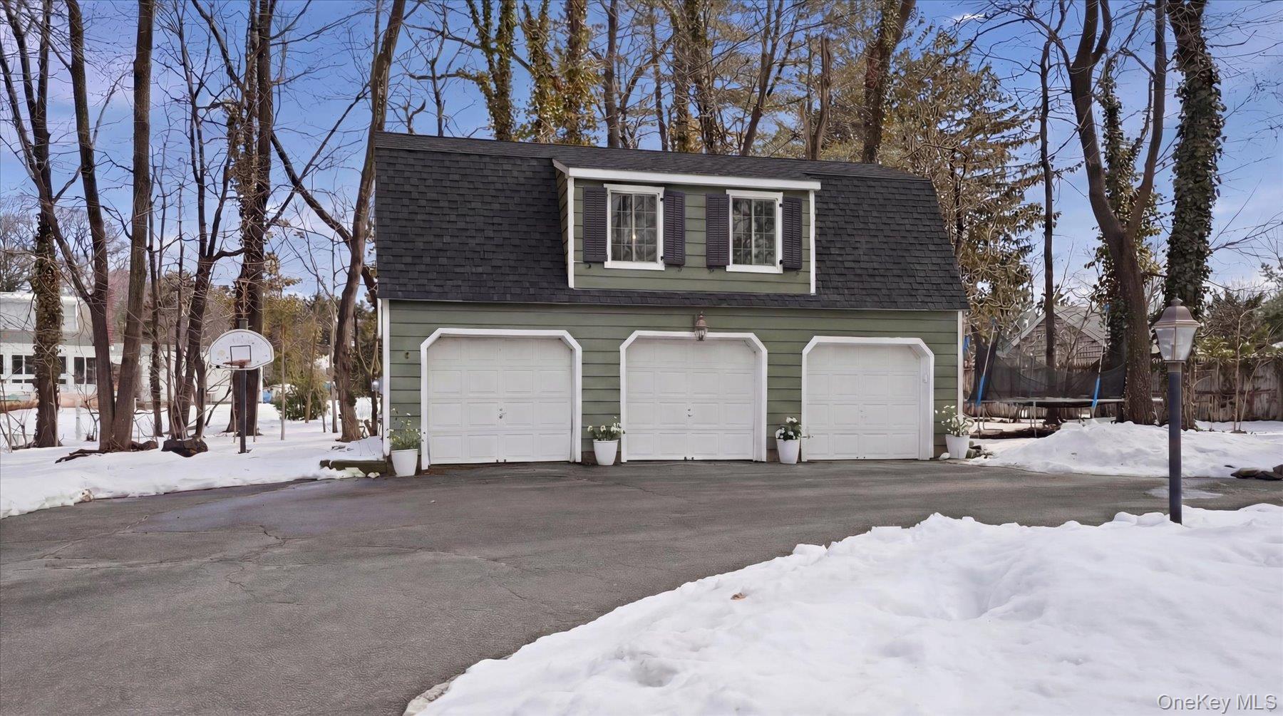 5 Wendover Road Setauket, NY 11733 - Photo 5 of 50