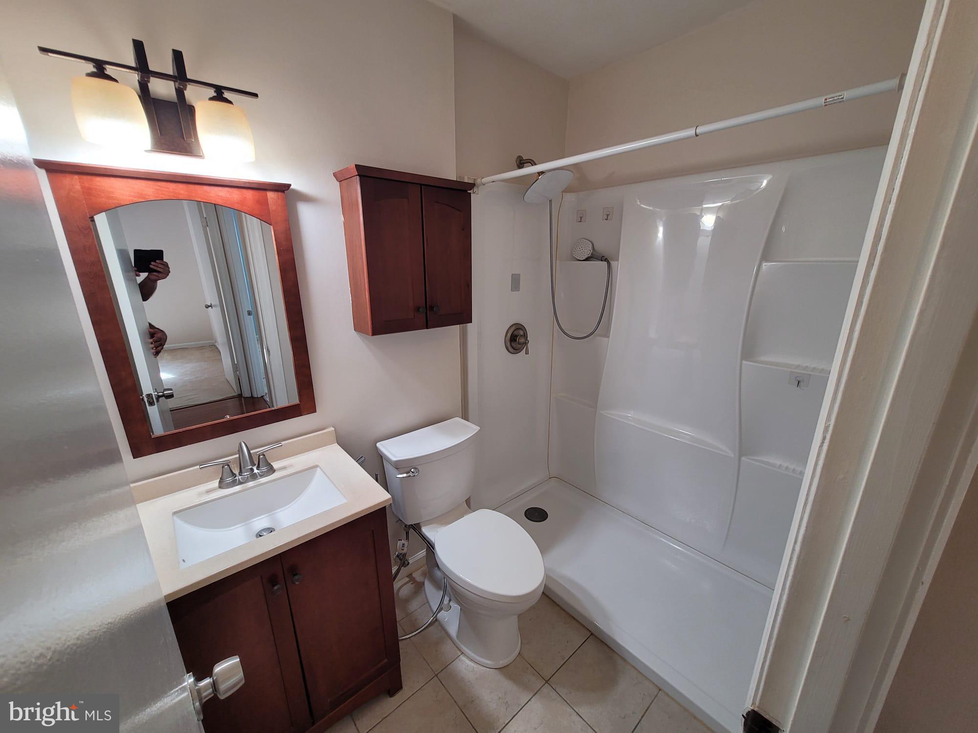 3039 Seminole Road Woodbridge, VA 22192 - Photo 18 of 30 Bath #2