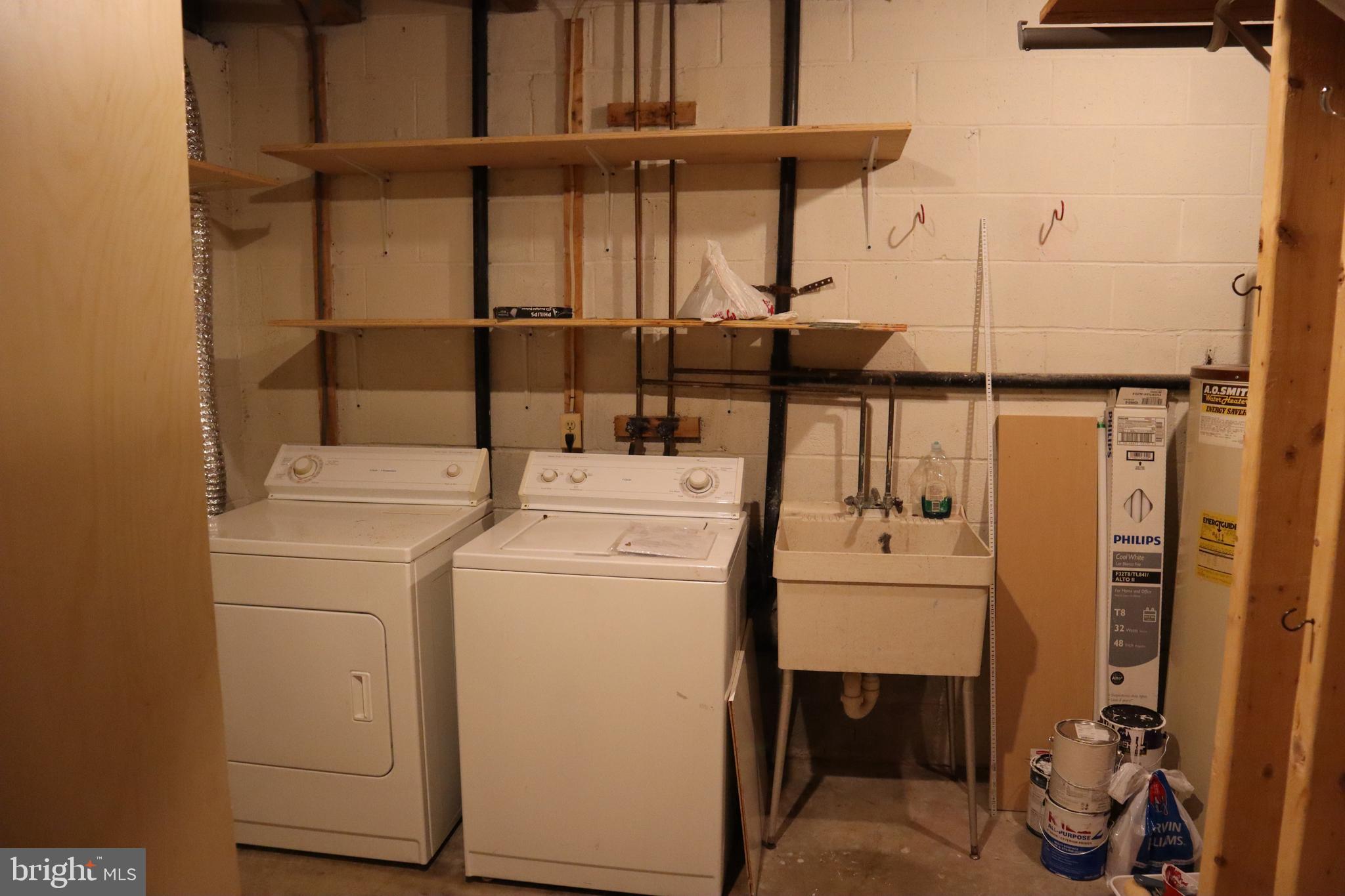3039 Seminole Road Woodbridge, VA 22192 - Photo 27 of 30 Laundry room in Basement