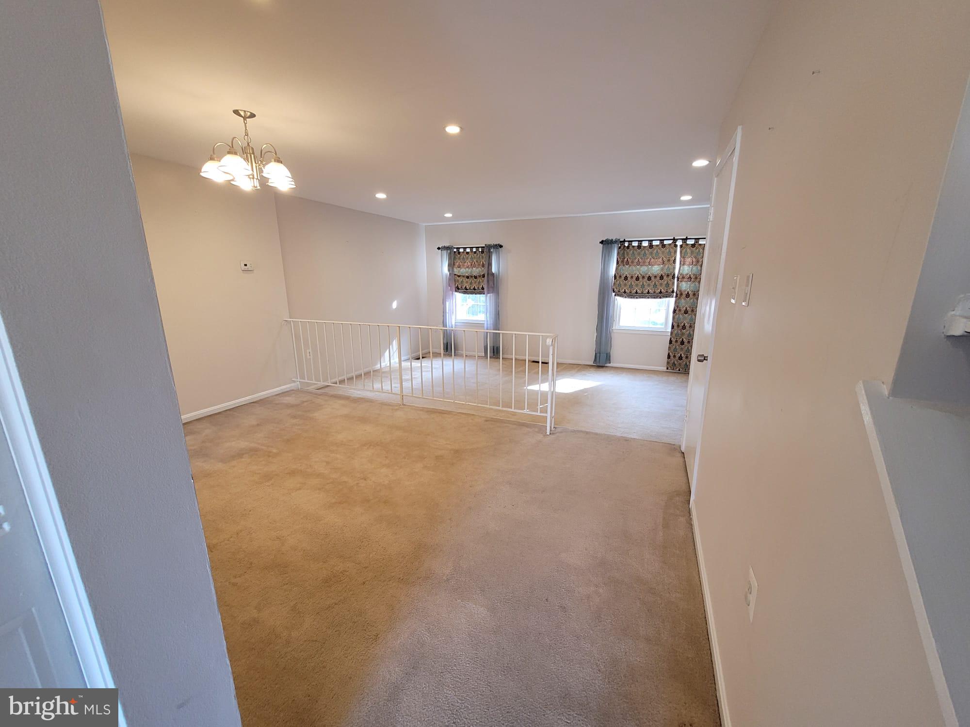 3039 Seminole Road Woodbridge, VA 22192 - Photo 3 of 30 Dinning
