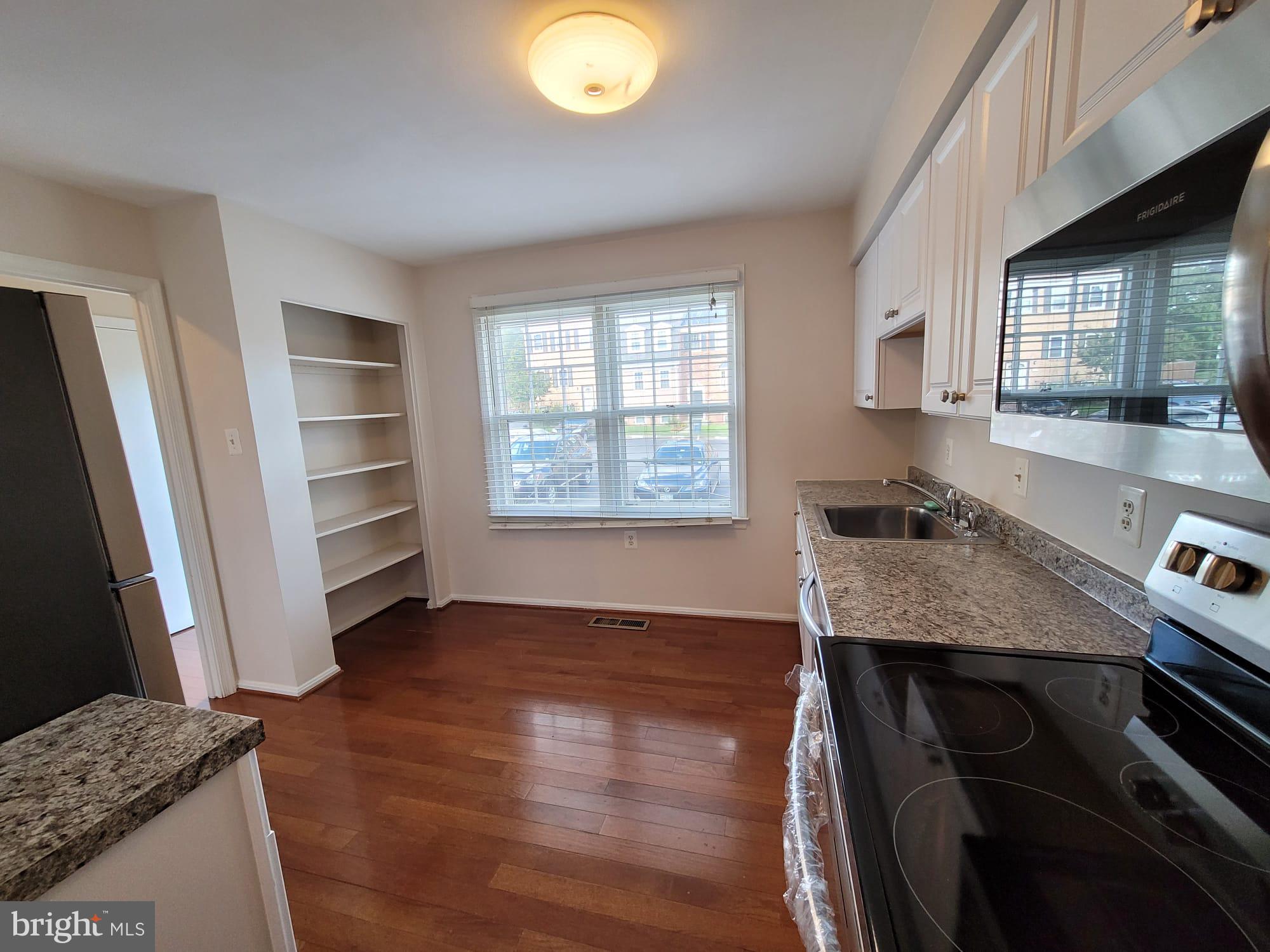 3039 Seminole Road Woodbridge, VA 22192 - Photo 10 of 30