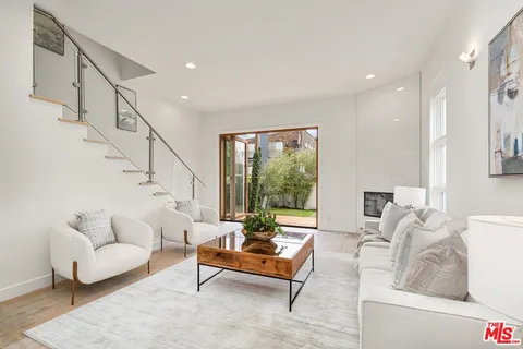 $2,650,000 | 28 Westwind Street, Marina del Rey, CA 90292