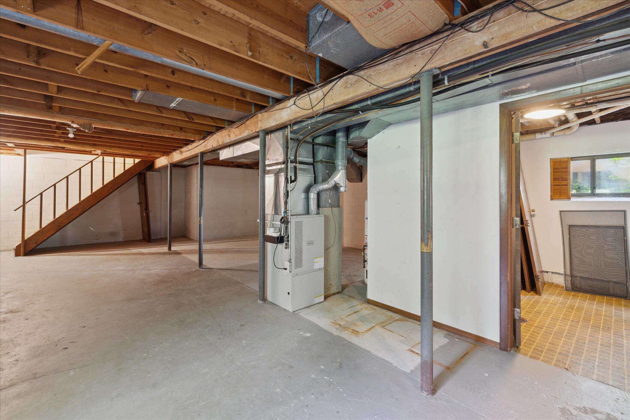 8886 Coleman Road Haslett, MI 48840 - Photo 33 of 39 34-8886-Coleman-Rd-Haslett-MI-48840-Wind