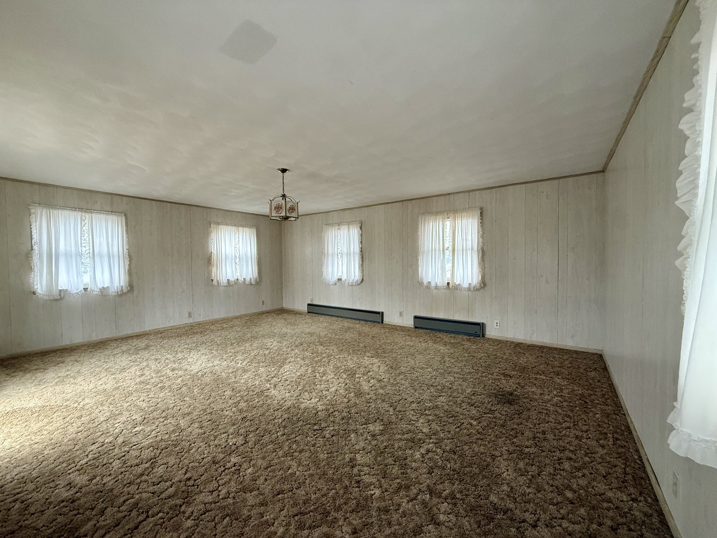 301 South Walnut Street Clinton, IL 61727 - Photo 25 of 27
