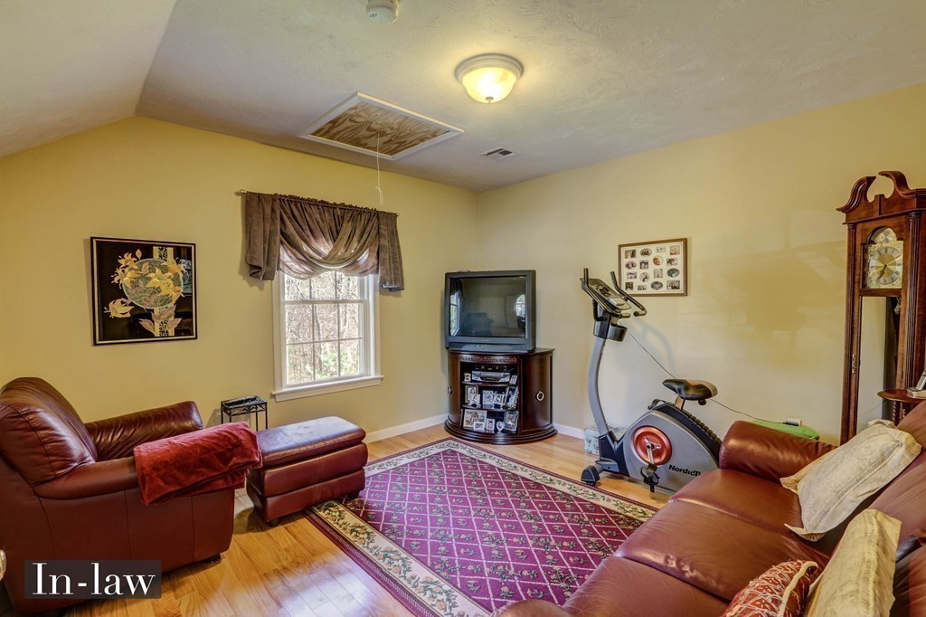 28 Field Road Medway, MA 02053 - Photo 27 of 30 Gallery Image 27