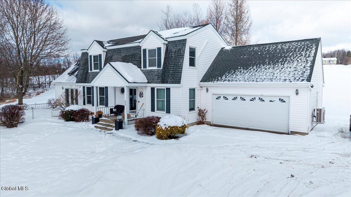 23 Fox Knoll Way Hampton, NY 12837 - Photo 2 of 42 06-DJI_20260212112325_0614_D-HDR