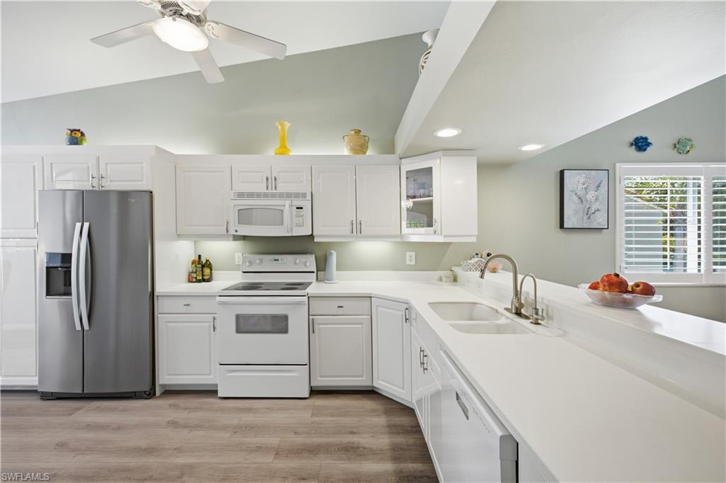 14560 Red Fox Run, Unit 502 Naples, FL 34110 - Photo 5 of 25