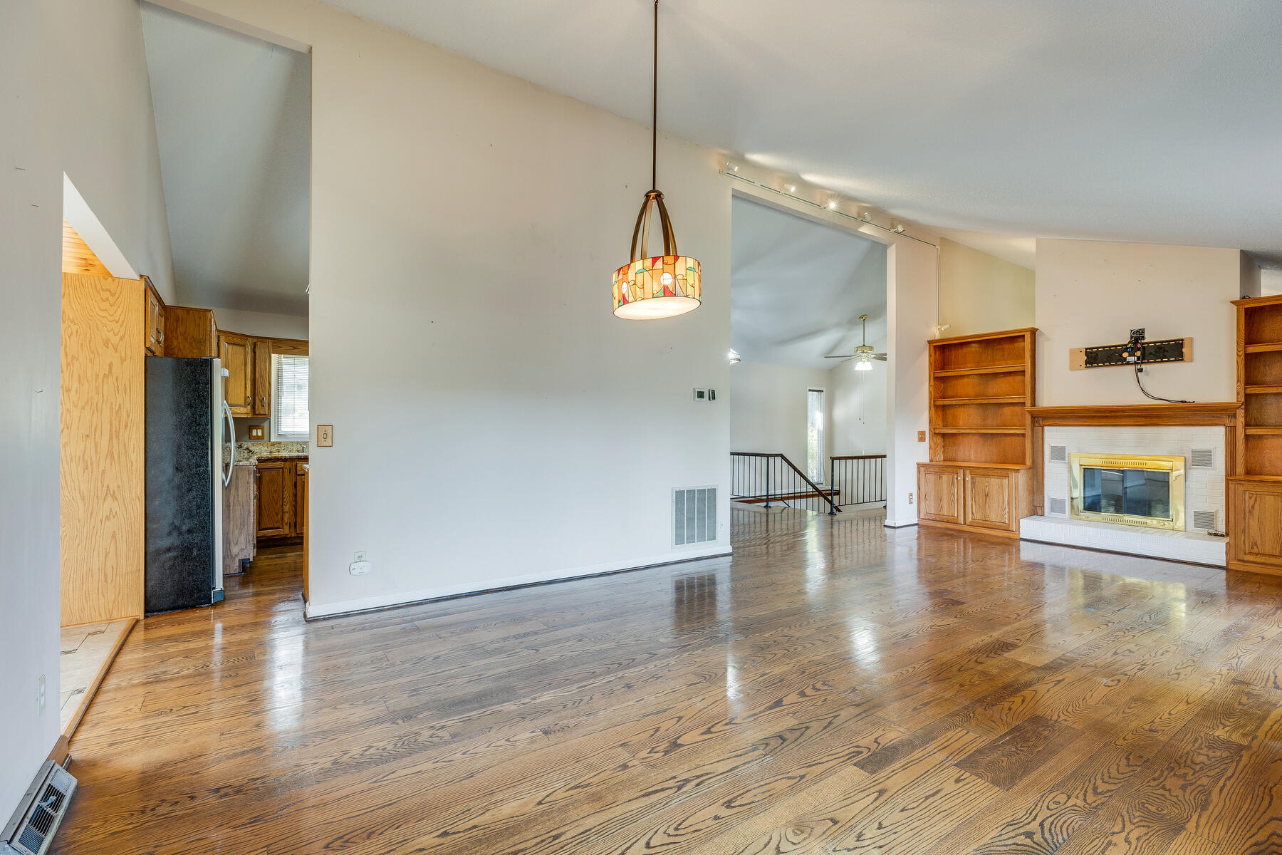 747 Ridgefield Road Elizabethton, TN 37643 - Photo 12 of 59 012
