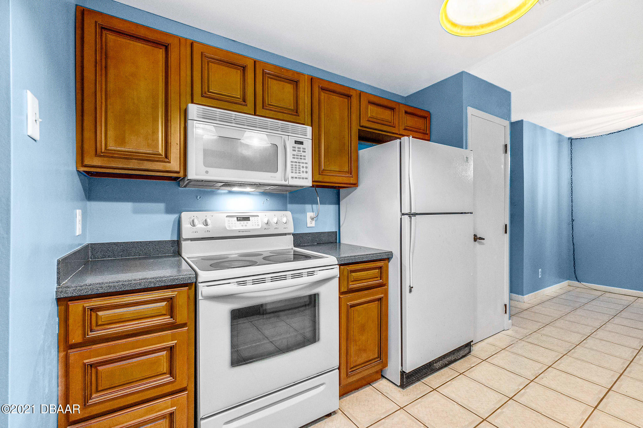 25 Whippoorwill Lane Ormond Beach, FL 32174 - Photo 3 of 43 24WhippoorwillLn-52