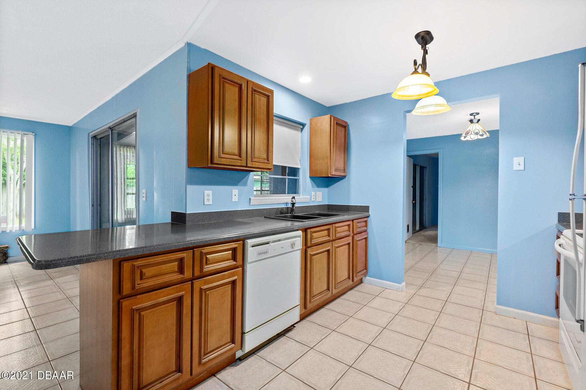 25 Whippoorwill Lane Ormond Beach, FL 32174 - Photo 4 of 43 24WhippoorwillLn-53