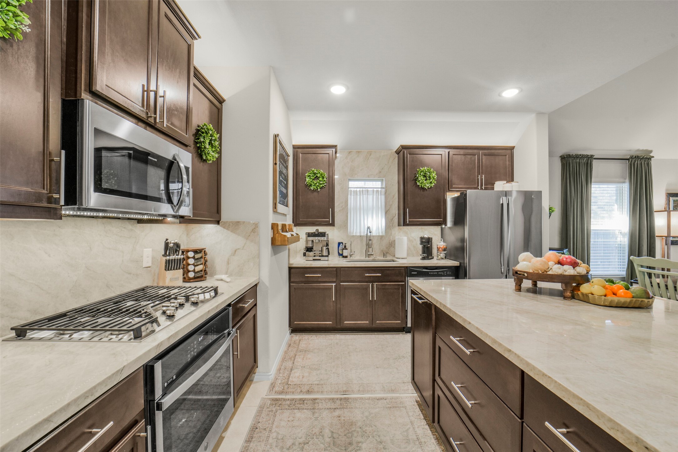 4527 Mondial Road Katy, TX 77493 - Photo 8 of 42